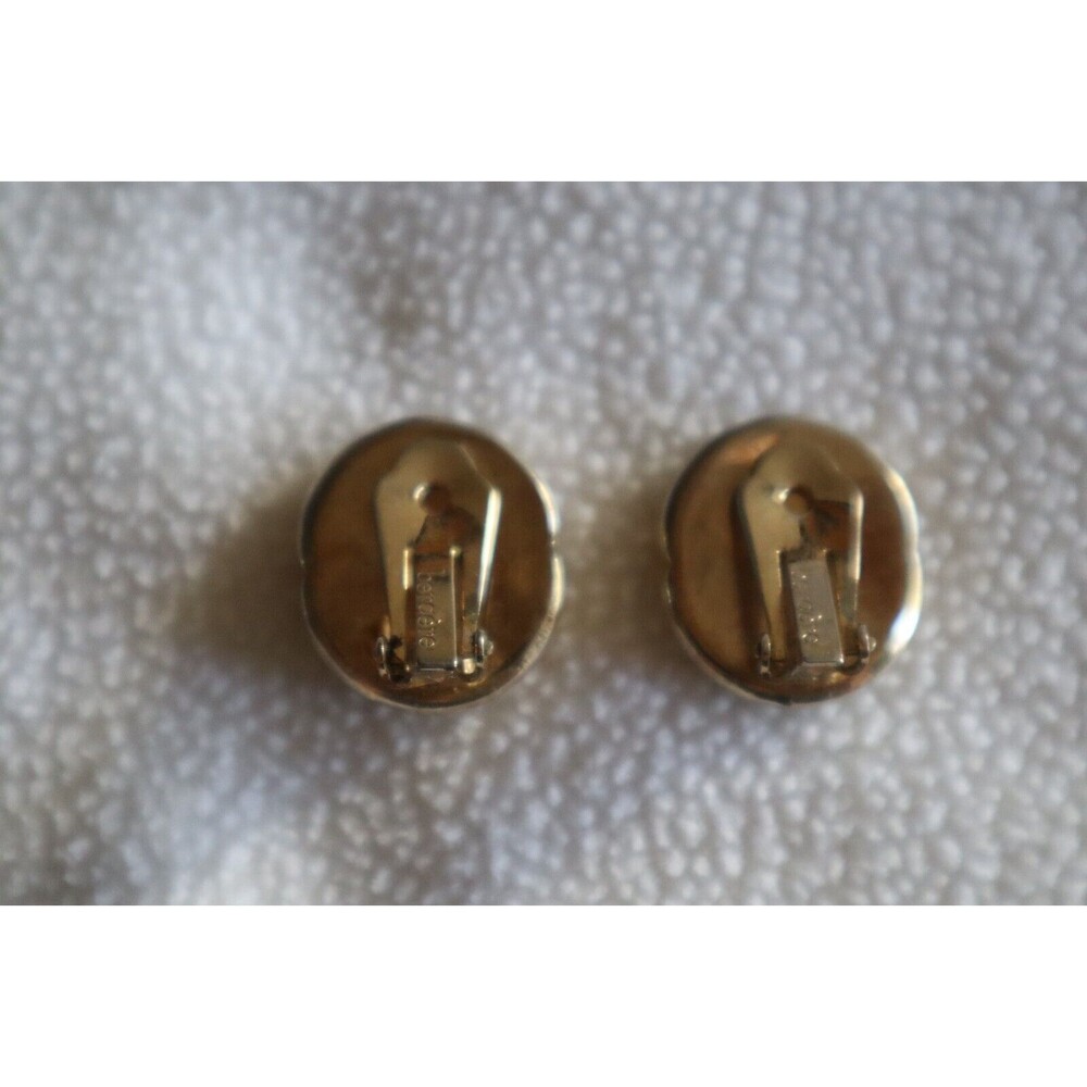 Vintage Gold Tone Bergere Signed Mother Of Pearl Clip-On Earrings 0.75" - Picture 5 of 11